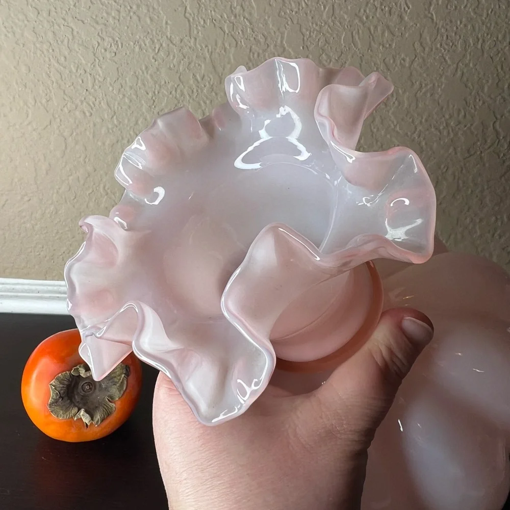 Vintage Fenton Art Glass 8” Dusty Rose Pink Overlay Melon Vase w Double Crimped